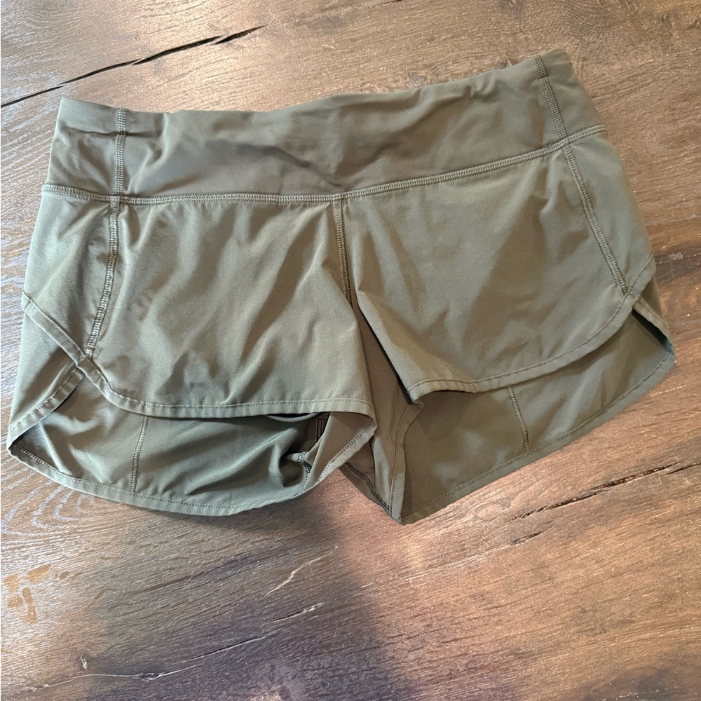Lululemon Speed Up Short *2.5"
Grey Sage